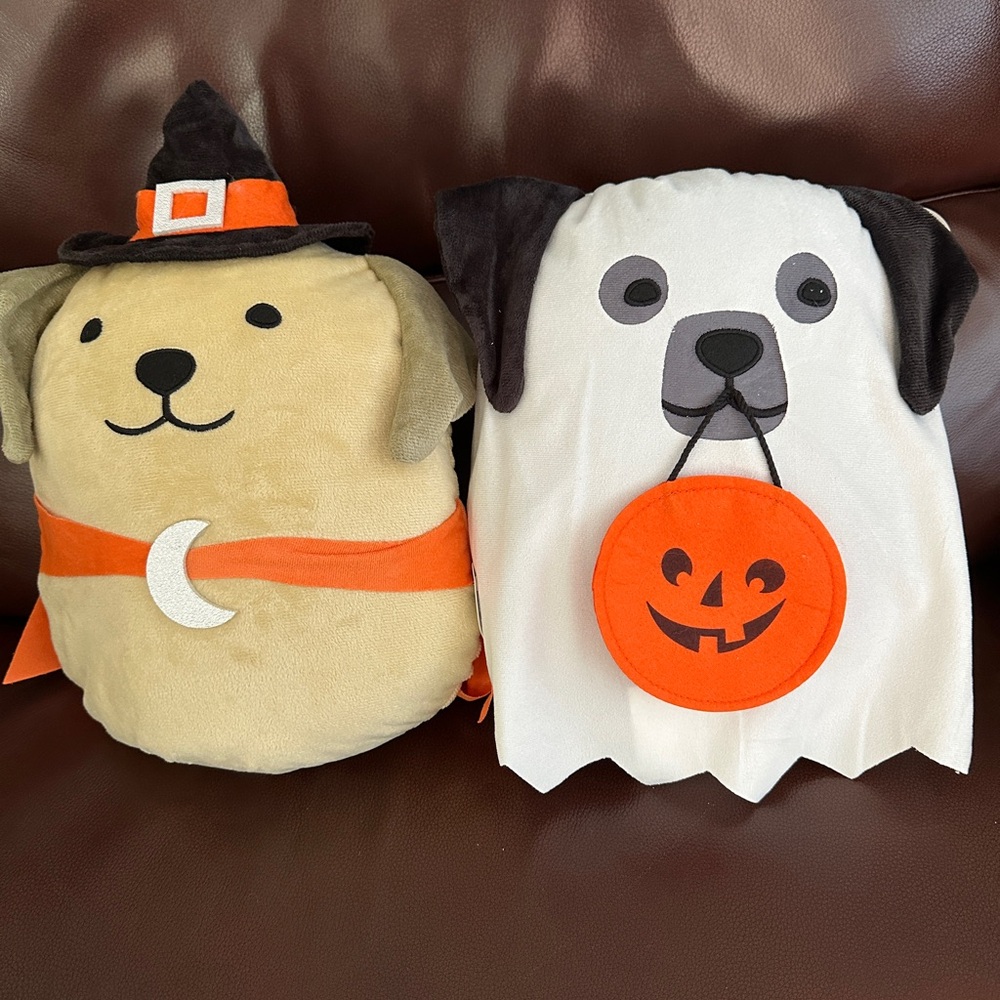 Target Halloween Plush/Pillow Dog Set - Tan and White